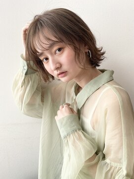 エン(enn...) 切りっぱなし外ハネボブ/グレイジュ