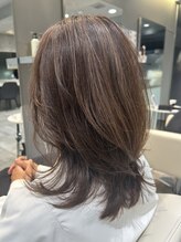 ヒスイバイケンジ(hisui by KENJE) ミディアムレイヤー×ハイライト