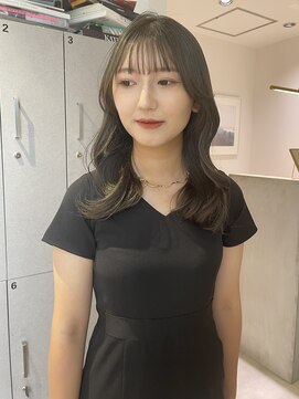 ヨーク(YOKE) レイヤーカットフェイスレイヤーくびれオリーブグレー