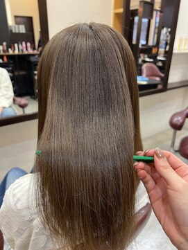 ミーテ(mi:te) オリーブベージュ