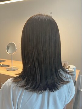 カエラ バイ アメリ(kaela by ameri) 【kaela satomi】酸性ストレート×アッシュブラウン