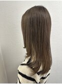 レイヤー　イルミナカラー　ベージュ