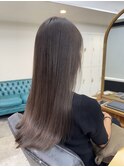 ロングヘアストレート　グレージュ