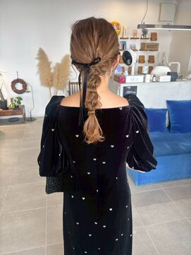 O 無造作編み下ろしフィッシュボーンバースデーブライダルお呼ばれ