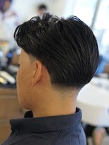 ザチョップショップ キチジョウジ(THE CHOP SHOP KICHIJOJI)&nbsp;テーパーフェードカットセンターパートシェービング吉祥寺理容室