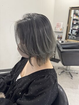 ザ アクネ 岡崎竜美丘店(THE ACNE) ♪バレイヤージュ_ケアブリーチ_グレージュ