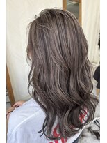 トイロ(toiro)&nbsp;ハイライトで立体感カラー