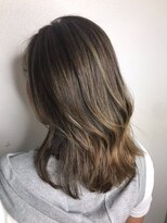 トリコ 梅田茶屋町店(trico) 隠れハイライトでおしゃれカラーに【トリコ梅田茶屋町店】