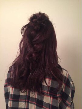 e.m.a プレミアムビューティーサロン 栄駅店(e.m.a PREMIUM BEAUTY SALON) 編み込みアレンジ