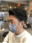 アップバング×モテる黒髪パーマスタイル