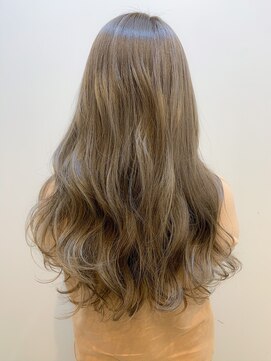 フィゼル 南堀江店(fizelle) ミルクティーベージュ