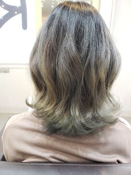 レディスペヘアー(redispe hair) ダブルカラー・ブリーチ・インナーカラー【名古屋駅/名駅】