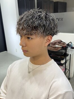 ハーツ バイ レックス 中野(HEARTS by rex)の写真/ツイストスパイラル/ツイストパーマ/ニュアンスパーマ/濡れパンまで自由自在!カラー提案もお任せ[中野駅]
