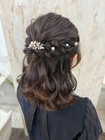 ラビス(Lovis) 黒髪カタログ/ボブルフ/ネビージュ/小顔に見せるヘア/ワンレン