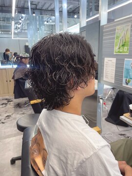 メンズサロン キング 梅田店(Men’s salon K!ng) 波巻きツイストスパイラルパーマ/フェザーパーマ/眉毛/メンズ