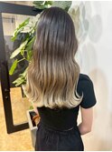 beige balayage