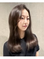 リア(Li'a) 白髪ぼかし+ハイライト+馴染ませ透明感カラー