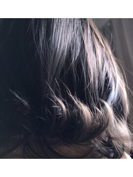 ヘア バー(HAIR BAR) リラックス外ハネミディ
