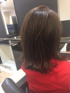 ディーヘアーデザイン(d.HAIR DESIGN) ラフミディ☆アッシュでより柔らかさを！