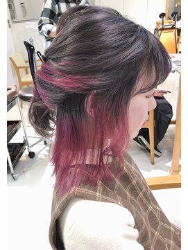 デイズ(days) フラッシュピンクインナーカラーアッシュグレーブリーチWカラー