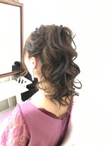 ロカット サロン(Roquat Salon)&nbsp;ロングポニーアレンジ【ヘアアレンジ  立川/立川南口/八王子】