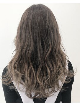 ヘアールーム アート(hair room a to by NYNY) 62シルキーバレイヤージュ