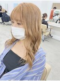 柔らかベージュ