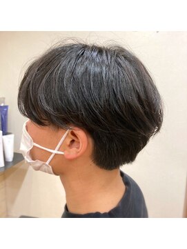 エミュ(emu) 毛流れリバースパーマ