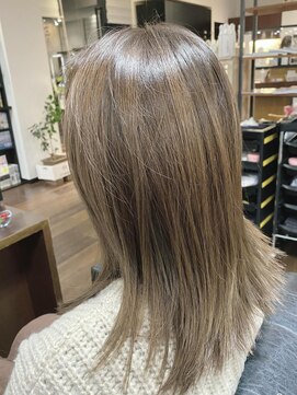 アンシャンテ(ENCHANT) カーキグレージュ