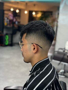 ヘアーラボ 樟葉(Hair Labo) Long crop top