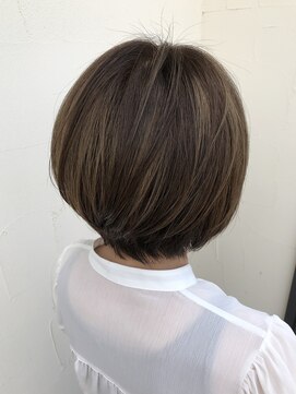 ヘアーグランツ(hair Glanz) 透明感ショート