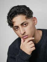 イーラ(era)&nbsp;ワンカールパーマ/メンズ/刈り上げ/フェード/眉毛