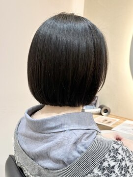 ヒビヲ(HIBIO) 横浜タッセルボブショコラブラウン切りっぱなしボブショートボブ