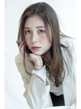 ピークアブー 銀座中央通り(PEEK-A-BOO) 定番！！重めレングスセミロングスタイル