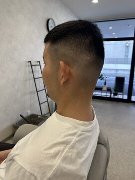 バーバーサンクチュアリ(Barber Sanctuary) ショートクロップｘフェード