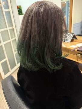 アコット(Acotto.) グリーンのアクセントカラー