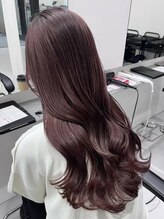 「ブリーチなし」でできる透明感溢れるヘアカラーをご紹介＊トレンドの顔周りレイヤーとの組み合わせも◎