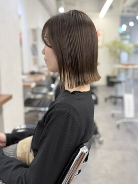 オウル(Owll) ◆◇首回りスッキリ切りっぱなしボブ外ハネ◇◆