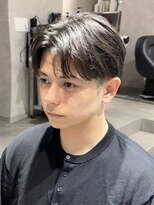 ベモ(NVEMO)&nbsp;メンズニュアンスパーマフェザーパーマセンターパート
