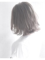 ヘアーアンドアトリエ マール(Hair&Atelier Marl) 【Marl外国人風スタイル】グレージュの外ハネセミウェットボブ