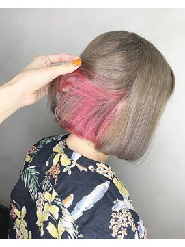 オースト ヘアー ステラ 新宿店(Aust hair Stella) ミルクティーアッシュ ベビーピンク ニュアンスカラー 新宿