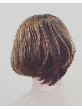 スウェル 千葉店(Swell) 大人かわいい小顔ひし形ショートボブ