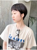 ショートヘアすっきりショートオン眉ショート耳掛けショート