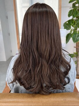 ソアラ(soara) ハイライトで大人オシャレロング