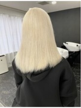 ディア(.eer) 【ブリーチ抜きっぱなし】ブロンドヘア