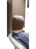 切りっぱなしボブ