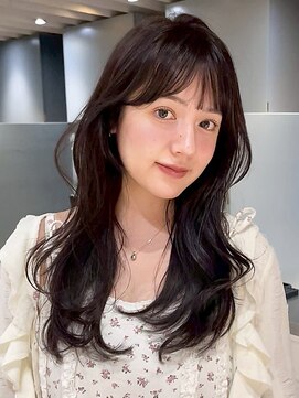 クィーンズガーデンバイケーツーギンザ(QUEEN’S GARDEN by K two GINZA) 顔まわりカット/レイヤーカット/透明感/ダークブラウン