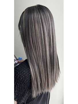 ノーム 横浜(NORM) グレージュハイライト