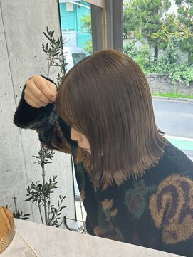 ロエ(LOE) 縮毛してても低ダメージで明るく！