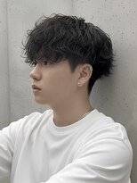 ヘッドストック 大和八木店(HEAD STOCK)&nbsp;波巻きシャドウパーマニュアンスパーマソフトツイスト眉毛メンズ